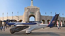 Pod pojmem aerotaxi si v sou�asnosti p�edstavíme nejspí� b�né vrtulníky, které...