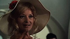 Jana Brejchová ve filmu Hodíme se k sob�, milá�ku...? (1974)