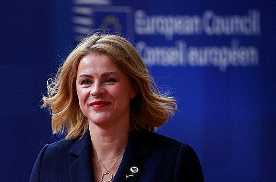 Lotyská premiérka Evika Siliová na summitu Evropské unie v Bruselu. (26....