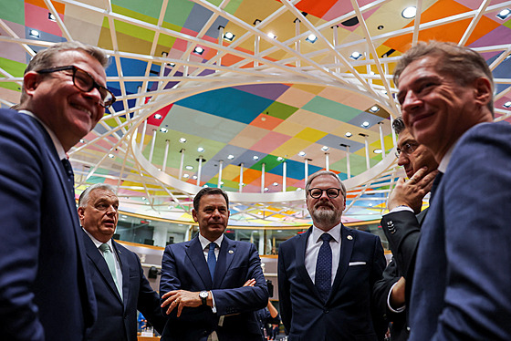 Finský premiér Petteri Orpo, maarský premiér Viktor Orbán, portugalský premiér...