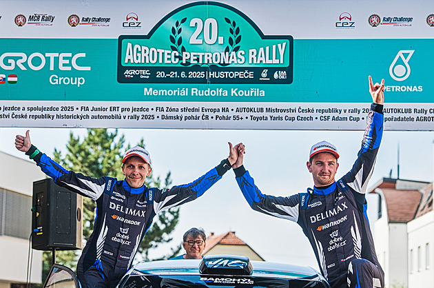 Březíkova obhajoba na Rallye Hustopeče, v sobotní etapě předčil lídra Kopeckého