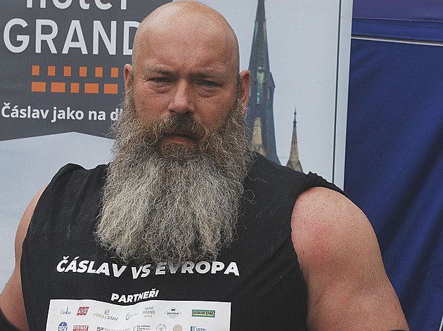 Síla nestačí. Legendární český strongman vystudoval historii, řídí divadlo