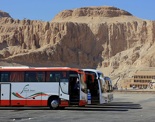 Nehoda s Čechy v Egyptě: několik jich je zraněno, jeden má zlomený obratel