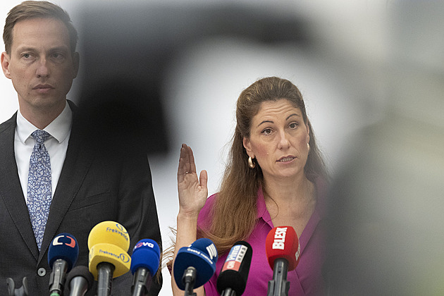 Byl porušen zákon, píše Decroix. Nerozumí, proč soud vydal počítače s bitcoiny