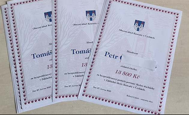 ákm základní koly v Kravaích na eskolipsku po dobu jejich studia obec...