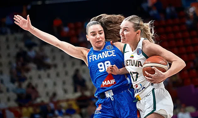 Francouzky vyhlíží, zda je v semifinále EuroBasketu potká Česko, Litvu nešetřily