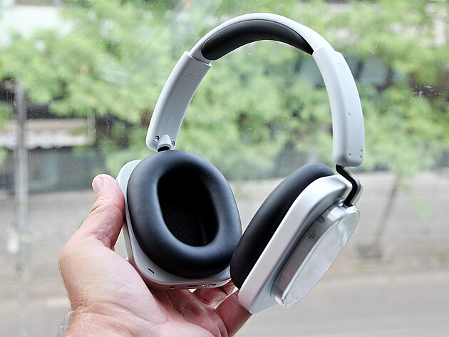 Nothing Headphone (1)