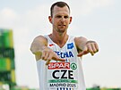 Vý�ka� Jan �tefela se raduje po úsp�ném pokusu na mistrovství Evropy dru�stev.