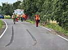 Hasii vyjeli k dopravn nehod autobusu, kter narazil do stromu. (23. ervna...