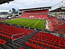 Pohled z tribun na stadionu BMO Field.