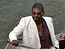 Usher - první den svatby miliardáe Jeffa Bezose a novináky Lauren Sanchezové...