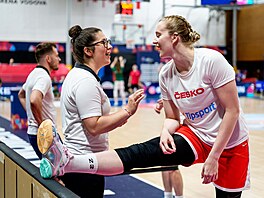 Julia Reisingerová se chystá na zápas s Portugalskem na EuroBasketu.