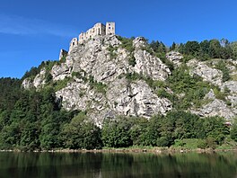 Od �iliny le�í sedm kilometr�, ale pohled na majestát vás vrátí a� do...