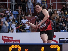 Japonská otpaka Haruka Kitaguiová se pipravuje k hodu na Zlaté trete 2025.