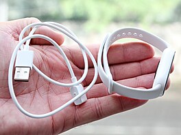 Xiaomi Smart Band 10 Ceramic Edition a Xiaomi Smart Band 10