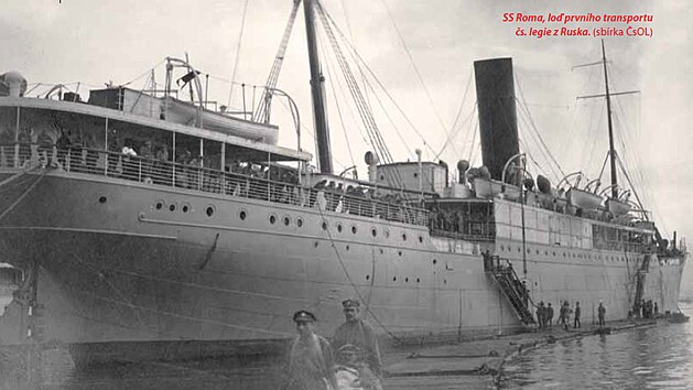 Parnk SS Roma ve Vladivostoku ped odplutm prvnho transportu legion do vlasti