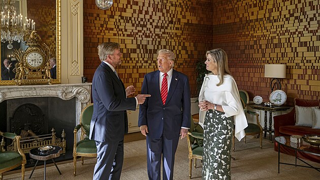 Donald Trump pi nvtv palce Huis ten Bosch (25. ervna 2025)