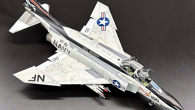 McDonnell Douglas F-4B Phantom II (Tamiya, 1:48)