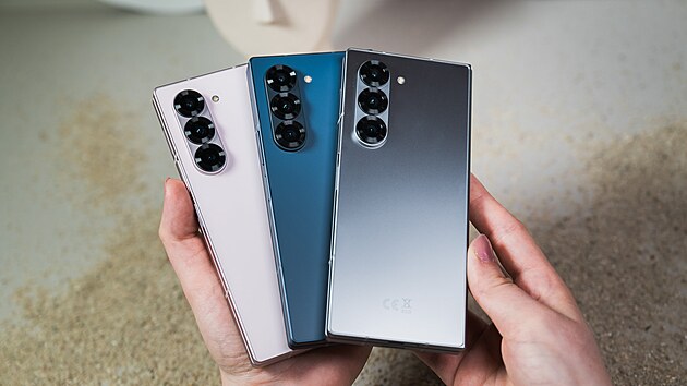 ada telefon Samsung Galaxy Z Fold6