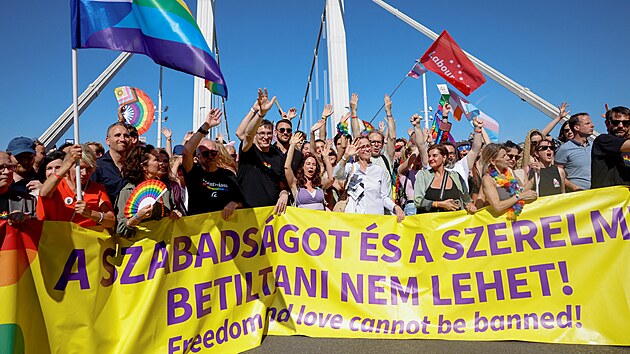 Budapesk starosta Gergely Karacsony mezi astnky pochodu hrdosti (28. ervna 2025)