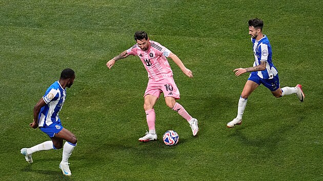 Lionel Messi z Interu Miami klikuje mezi hri Porta.