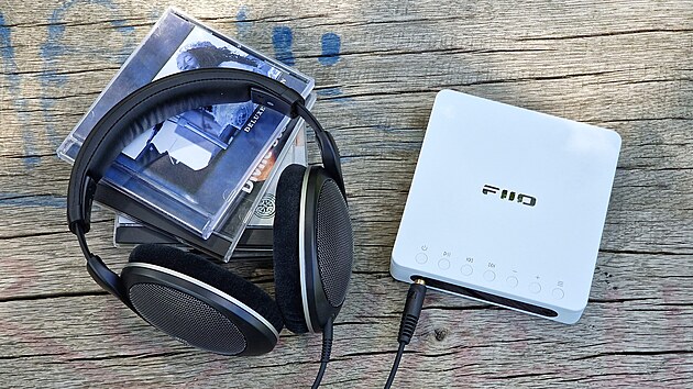 Fiio DM-13 a Sennheiser HD550