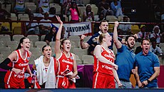 Velká radost eských basketbalistek ve tvrtfinále Eurobasketu proti panlsku.