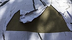 Mural, nazvaný Tisíc je�áb�, od um�lkyn� Toy Box. Na zdi Masarykova...