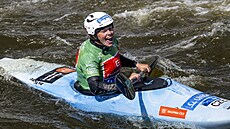 Vodní slalomáka Tereza Kneblová slaví triumf v kajak krosu na domácím Svtovém...