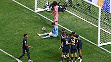 Hrá�i PSG se radují z gólu proti Interu Miami v osmifinále MS klub�.