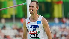 Výka Jan tefela se raduje po úspném pokusu na mistrovství Evropy drustev.