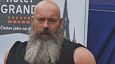Ikona. Jií aloudek nastoupil na eskou siláckou scénu hned poté, co se...