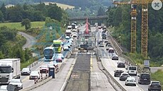 Kolona na D1 za Prahou. (27. ervna 2025)