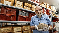 Kurátor antropologických sbírek Vítzslav Kuelka pedstavuje 100 tisíc let...
