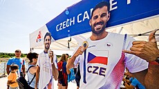 Martin Fuksa (vlevo) a Josef Dostál coby olympijtí vítzové zvali na závody z...