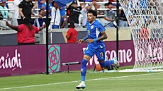 Jeremy Antonisse slaví vyrovnávací branku proti Kanad�.