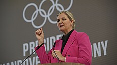 Kirsty Coventryová promlouvá pi slavnostním ceremoniálu.