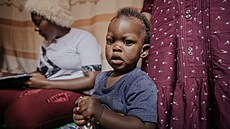 Ro�ní Ugan�anka Elysh Ahumuza se svou matkou Faziirah Kabahinda �ije v Kampale....