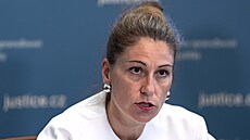Ministryn spravedlnosti Eva Decroix (ODS) na tiskové konferenci ohledn...