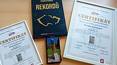 Certifikát, podle nho je dílo Hanky Kertisové eským rekordem jako aty z...
