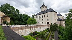 Hrad, který znovu oil