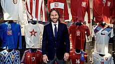 Pavel Nedvd, nový generální manaer eských fotbalových reprezentací, pózuje v...