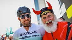 Britský cyklista Bradley Wiggins s �áblem Didim p�ed L�Etape CR.