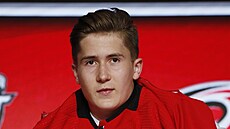 Martin Ne�as se poprvé obléká do dresu Caroliny.