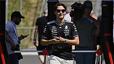 George Russell z Mercedesu p�ed tréninky na Velkou cenu Rakouska
