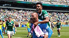 Weverton a Estevao z Palmeiras oslavují.