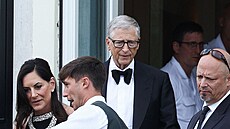 Bill Gates - druhý den svatby miliardáe Jeffa Bezose a novináky Lauren...