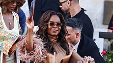 Oprah Winfreyová - t�etí den svatby miliardá�e Jeffa Bezose a noviná�ky Lauren...