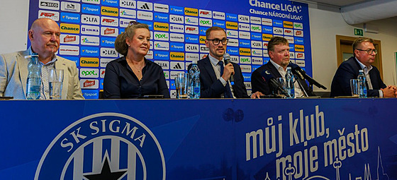 P�edseda spolku Sigma M� Jakub Bene� oznamuje prodej klubu Sigma Olomouc.