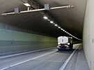 Jihlavsk tunel, kterm denn projede 14 tisc vozidel, se na cel letn...